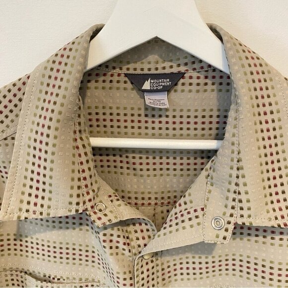 MEC Outdoor Woven Casual Button Down Short Sleeve Shirt Size XL Canvas feeling - Picture 2 of 14